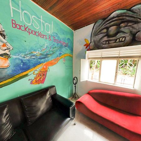 Backpackers And Travellers Hostel Нейва Экстерьер фото