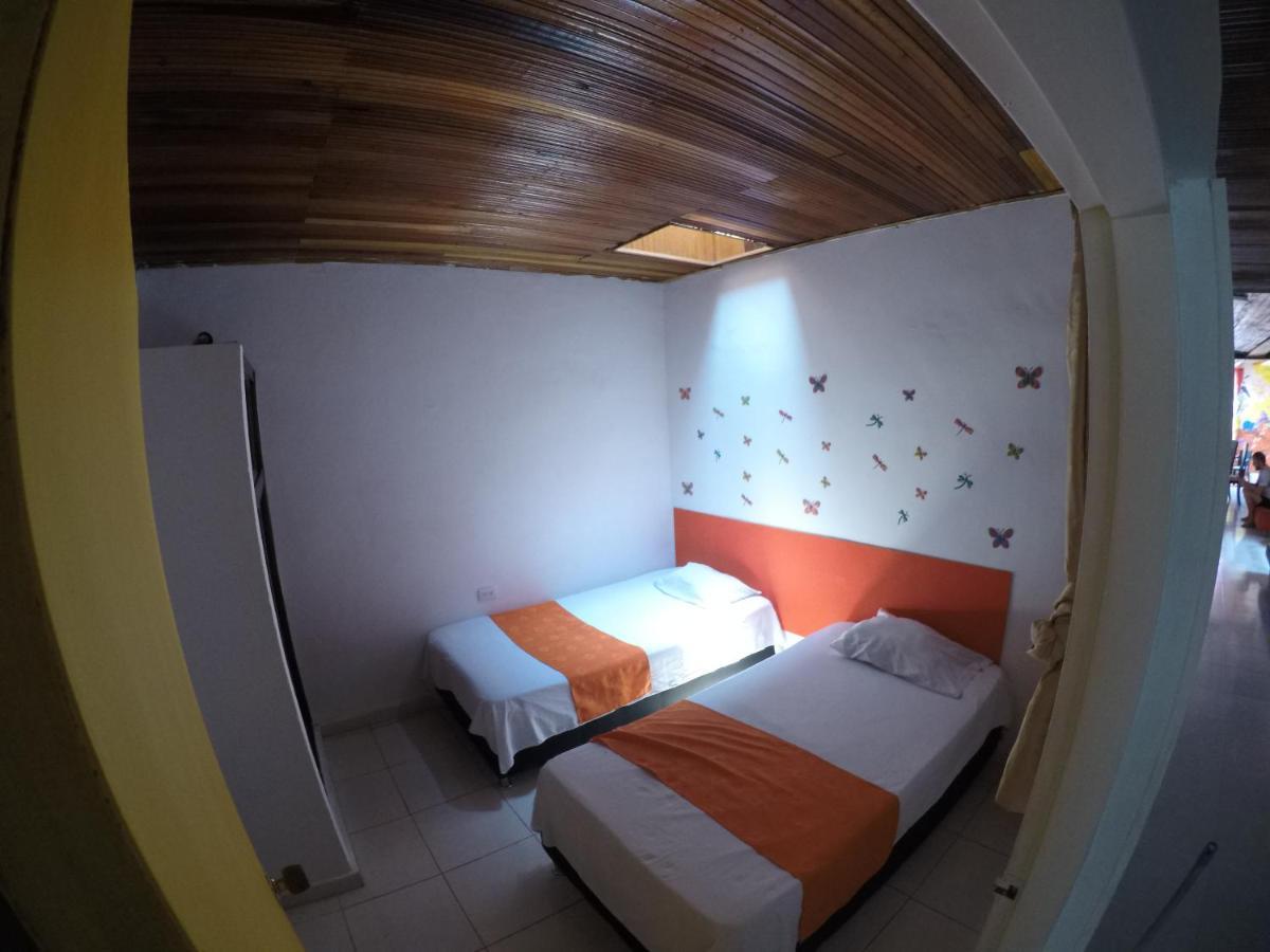 Backpackers And Travellers Hostel Нейва Экстерьер фото