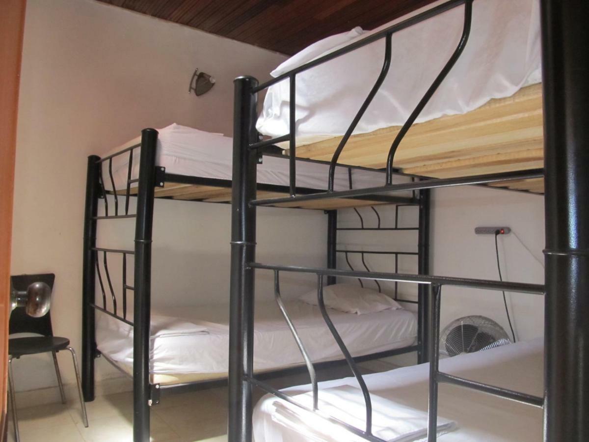 Backpackers And Travellers Hostel Нейва Экстерьер фото